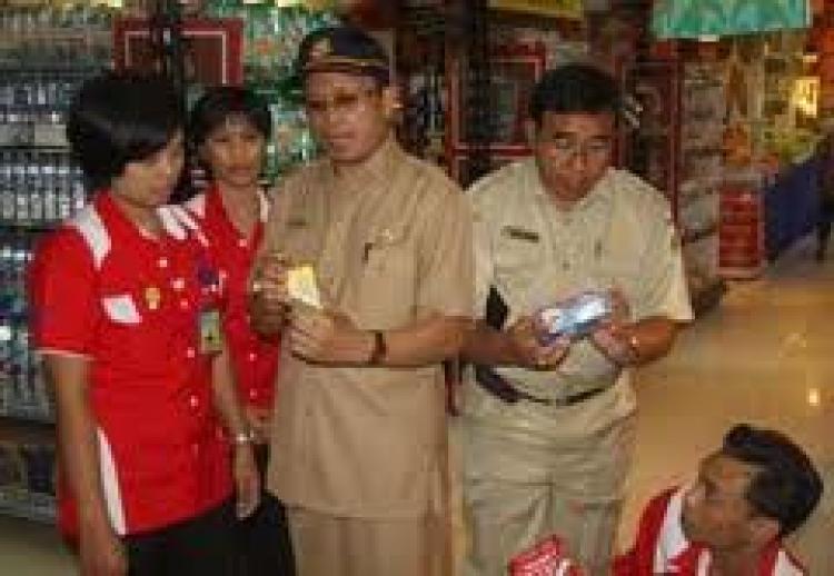 Diskoperindag Badung Sidak Ditemukan Beberapa Barang Kedaluwarsa Diskopukmp Badung